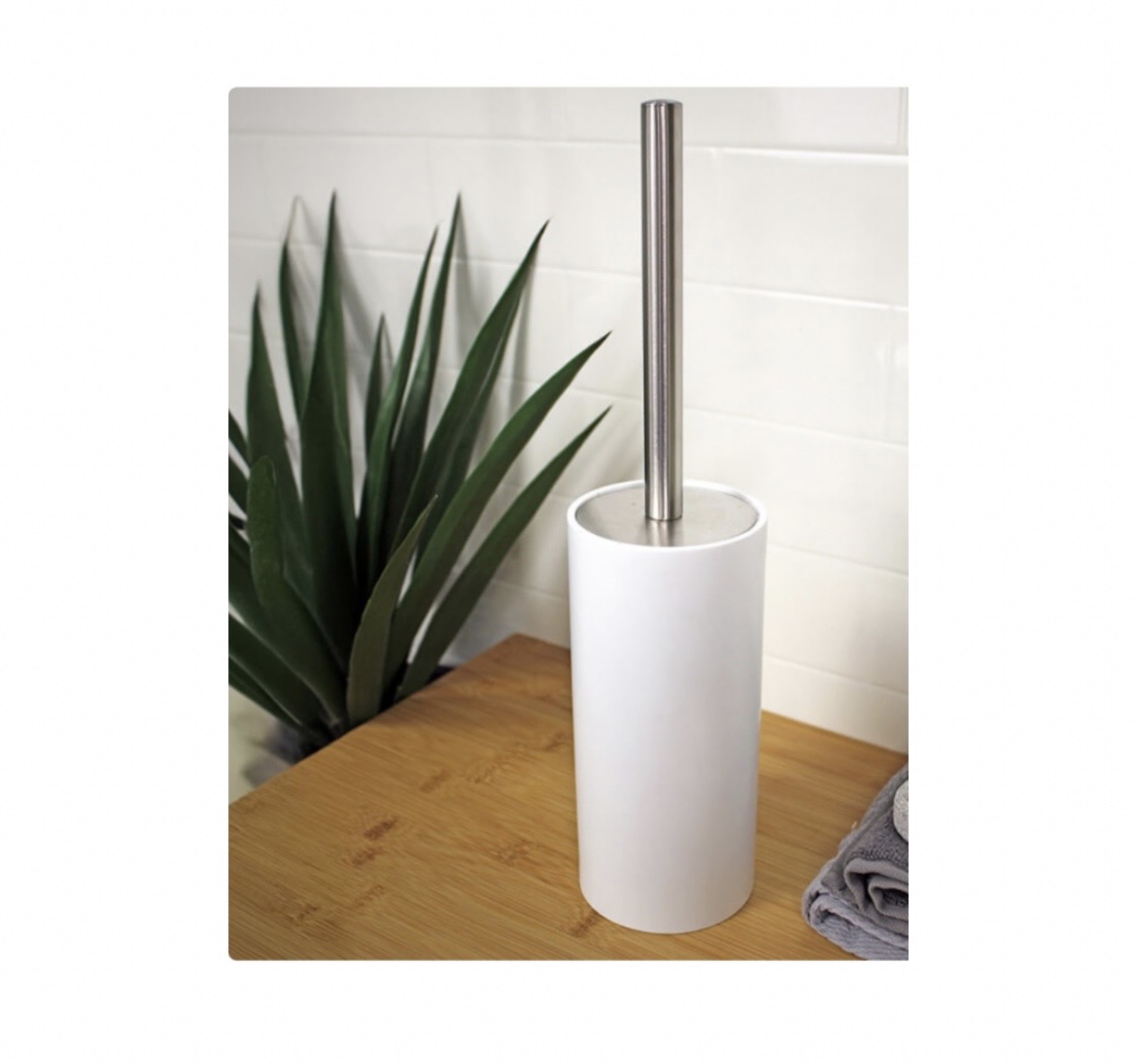 TOILET BRUSH