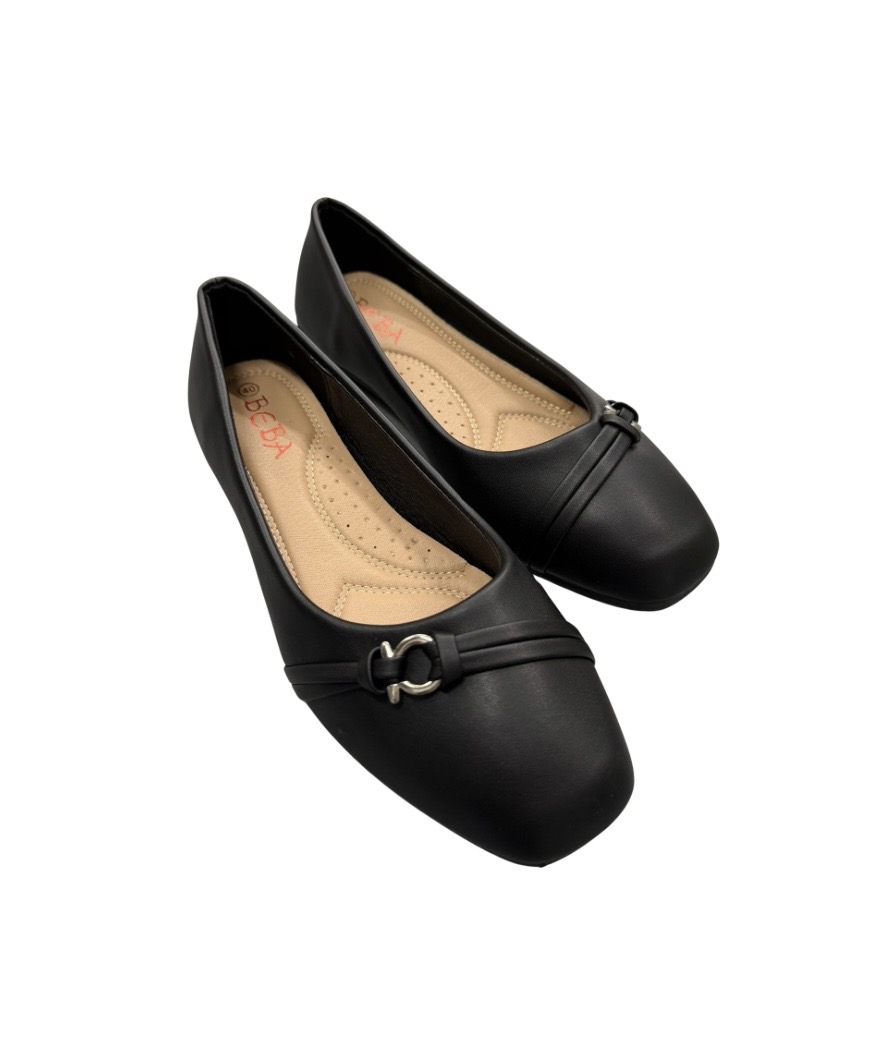 LADIES FLATS