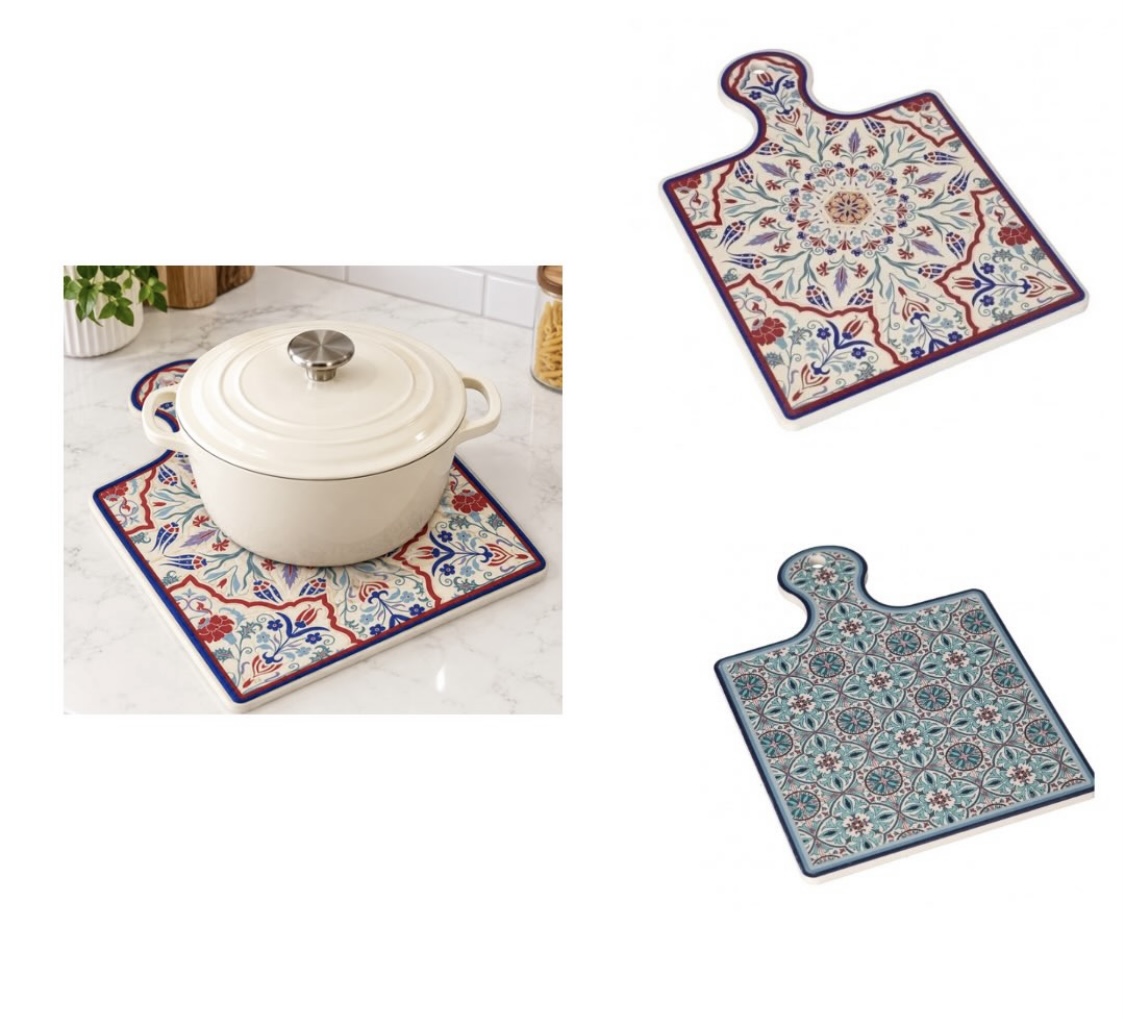 PORCELAIN TRIVET